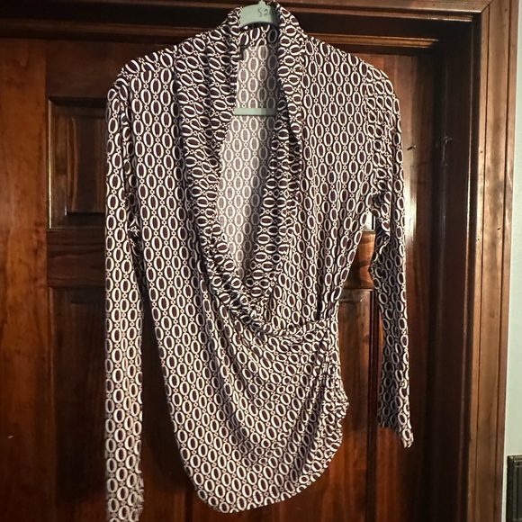 Ann Taylor Black and White Patterned Blouse - Picture 1 of 2